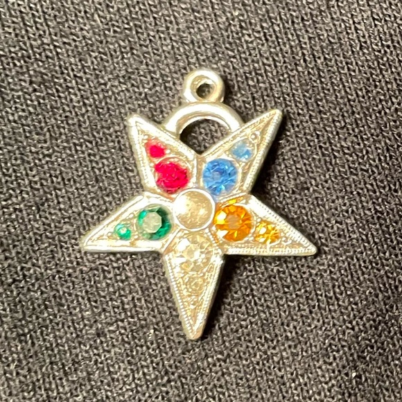 NEW 💙💛⭐️💚❤️OES Pendant with - Rhinestones ❤️💚⭐️💛💙 - Picture 1 of 5